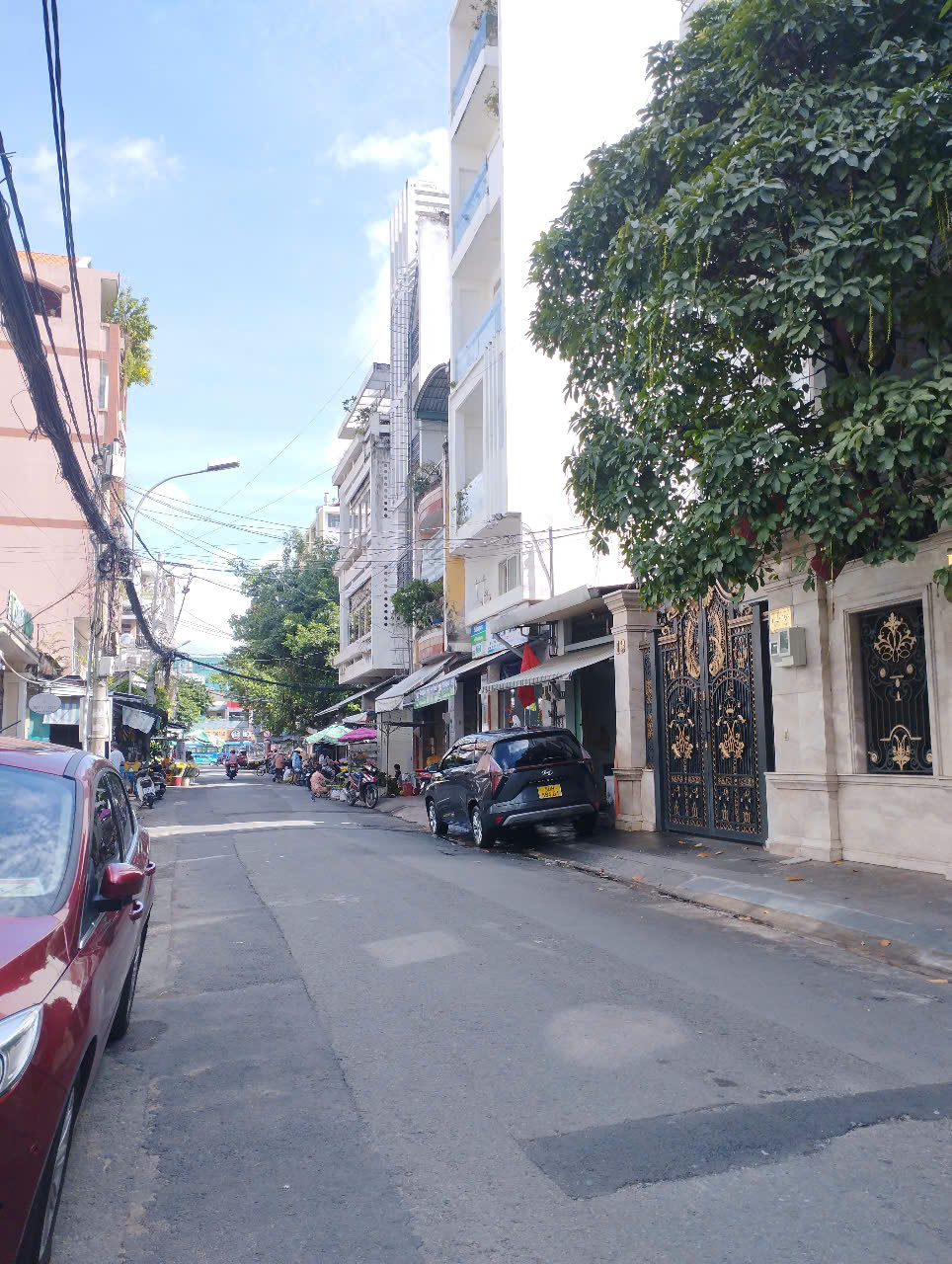 Bán Nhà  Lạc Long Quân - 100m2 - HXH 8m Kinh Doanh -3 tầng mới - Ảnh 2